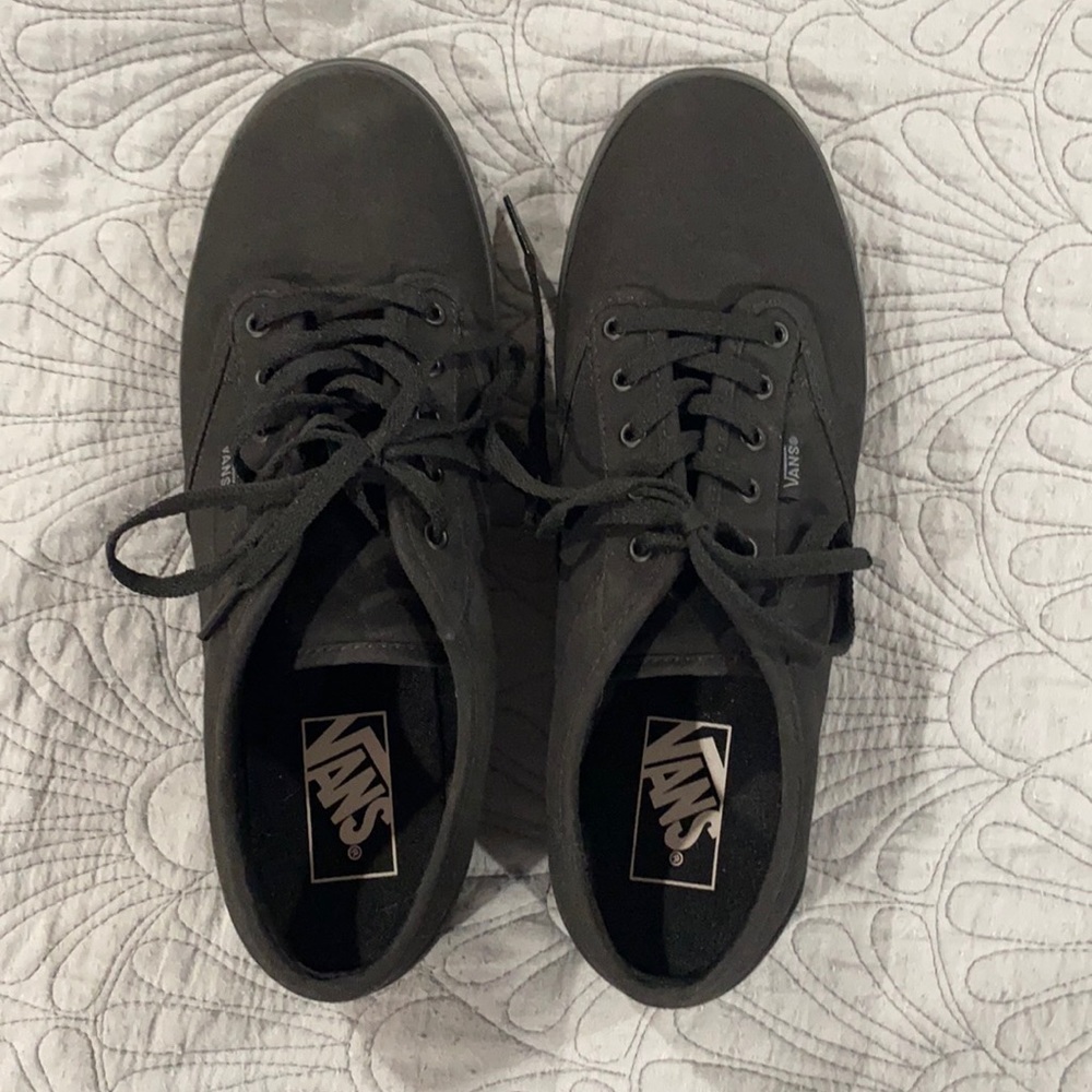 Like New 8.5 Vans. Wore Only Once! - image 1